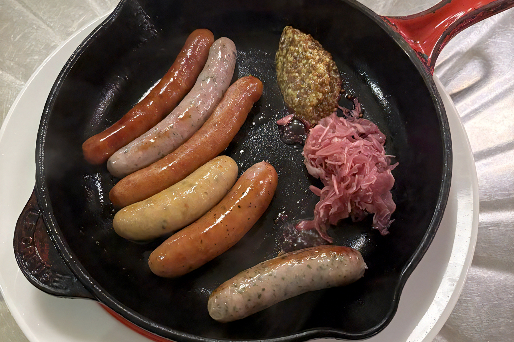 前菜料理 ソーセージ盛り合わせ